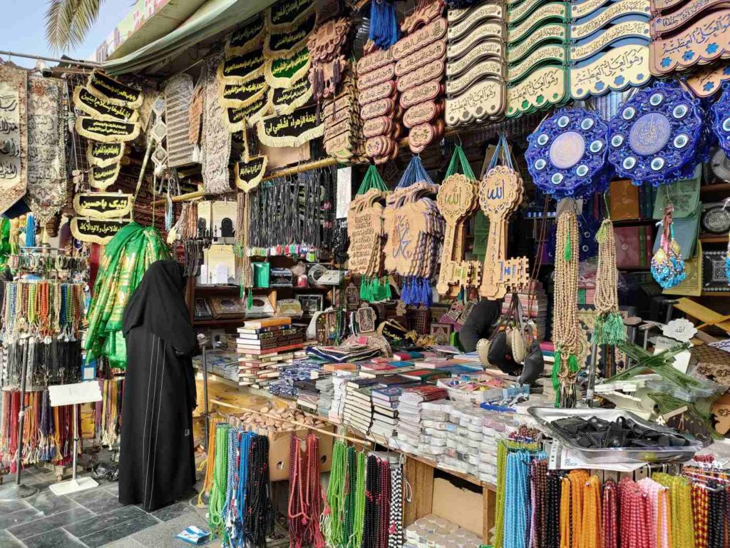 Al Kadhimiya mecset körüli bazar