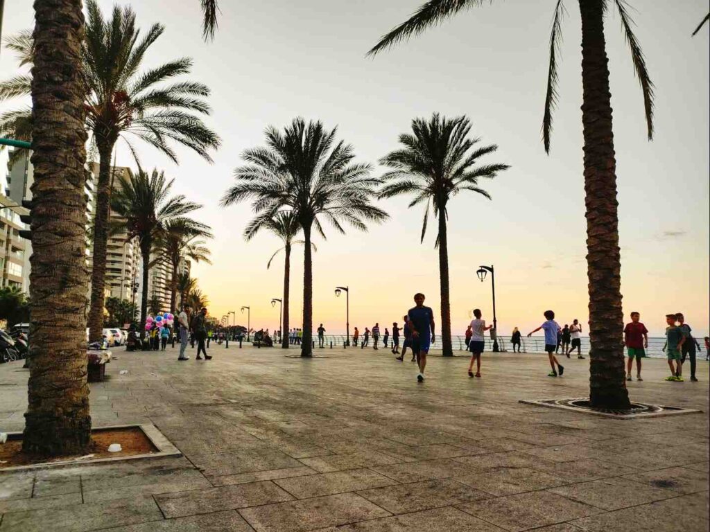 Corniche, tengerparti sétány