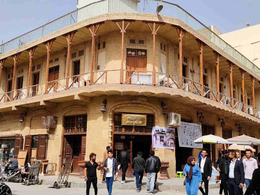 A hires Shabendar kávézó Bagdadban
