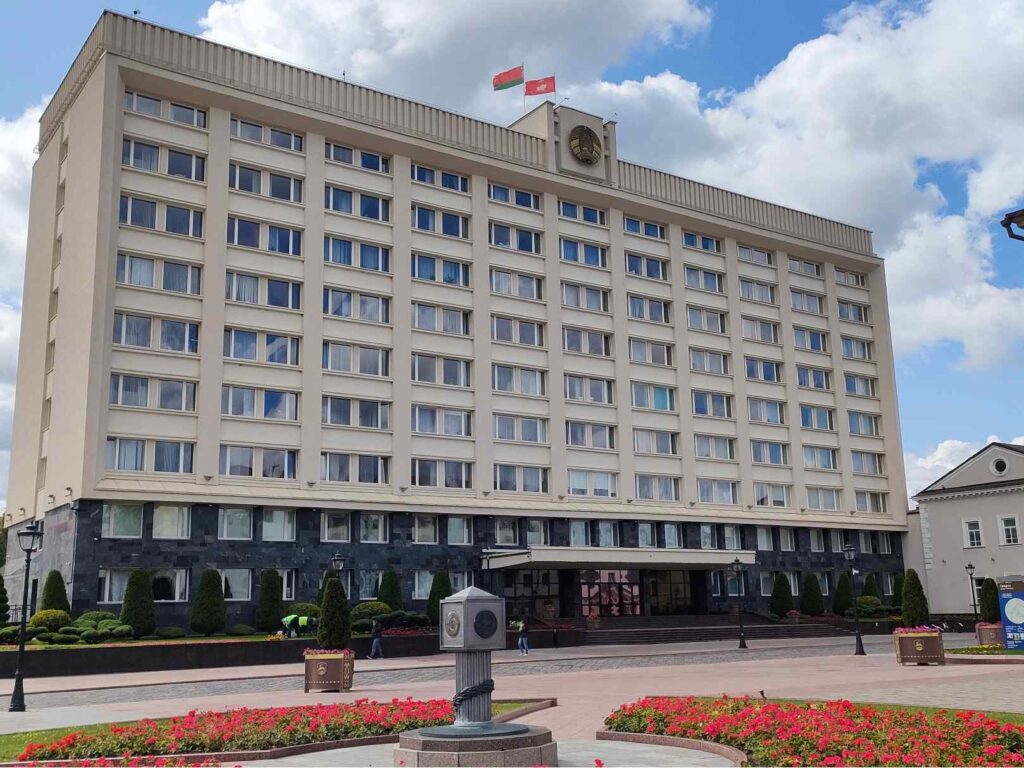 Szovjet stílusú kormányzati épület