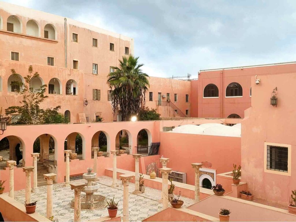 Vörös vár Tripoliban