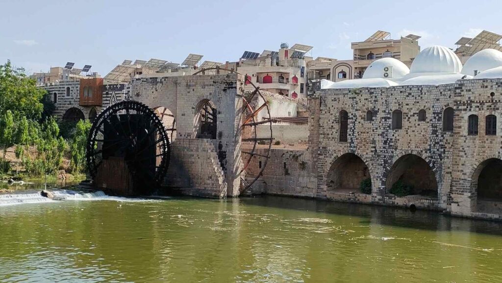 Hama: Vízikerekek az Orontes folyón Hama: Vízikerekek az Orontes folyón